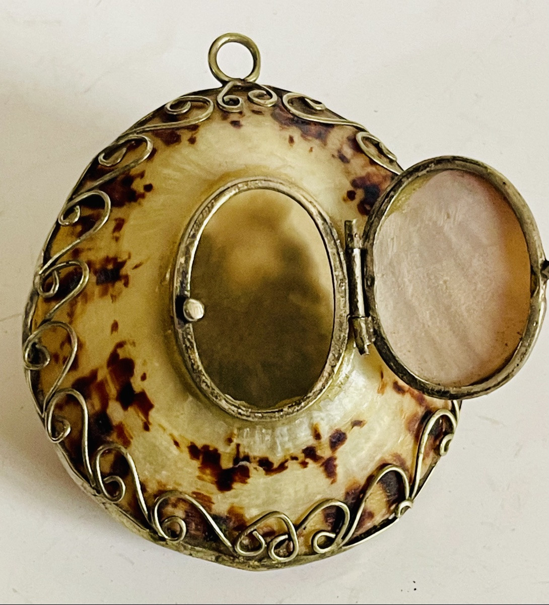 Snuffbox -photo-3